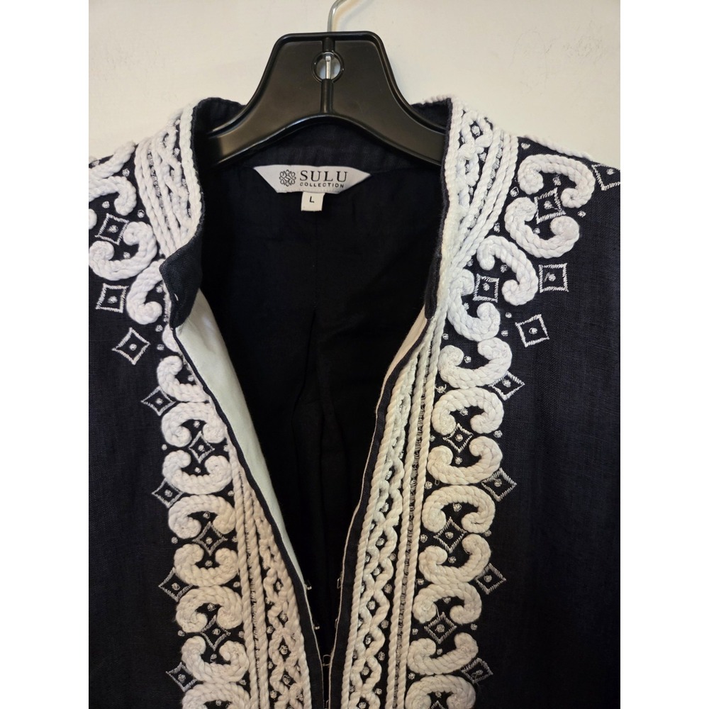 Vtg Sulu jacket with rope trim-size large